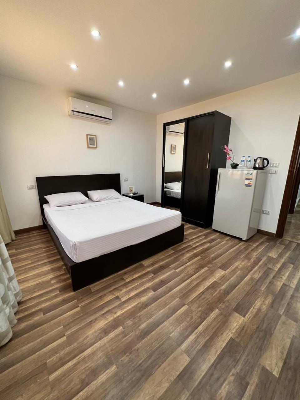 Lilly Rooms And Studio Hurghada Luaran gambar
