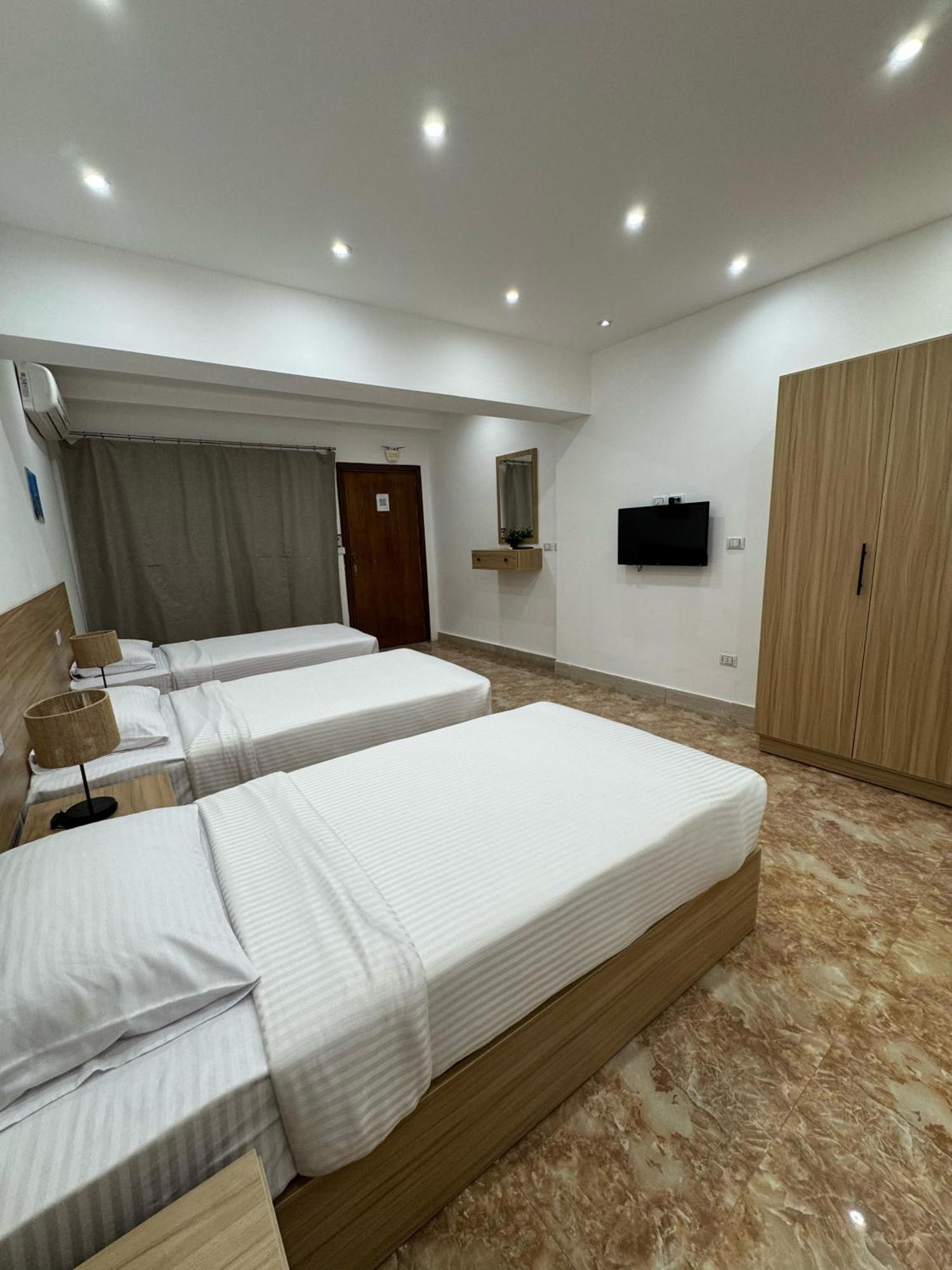 Lilly Rooms And Studio Hurghada Luaran gambar