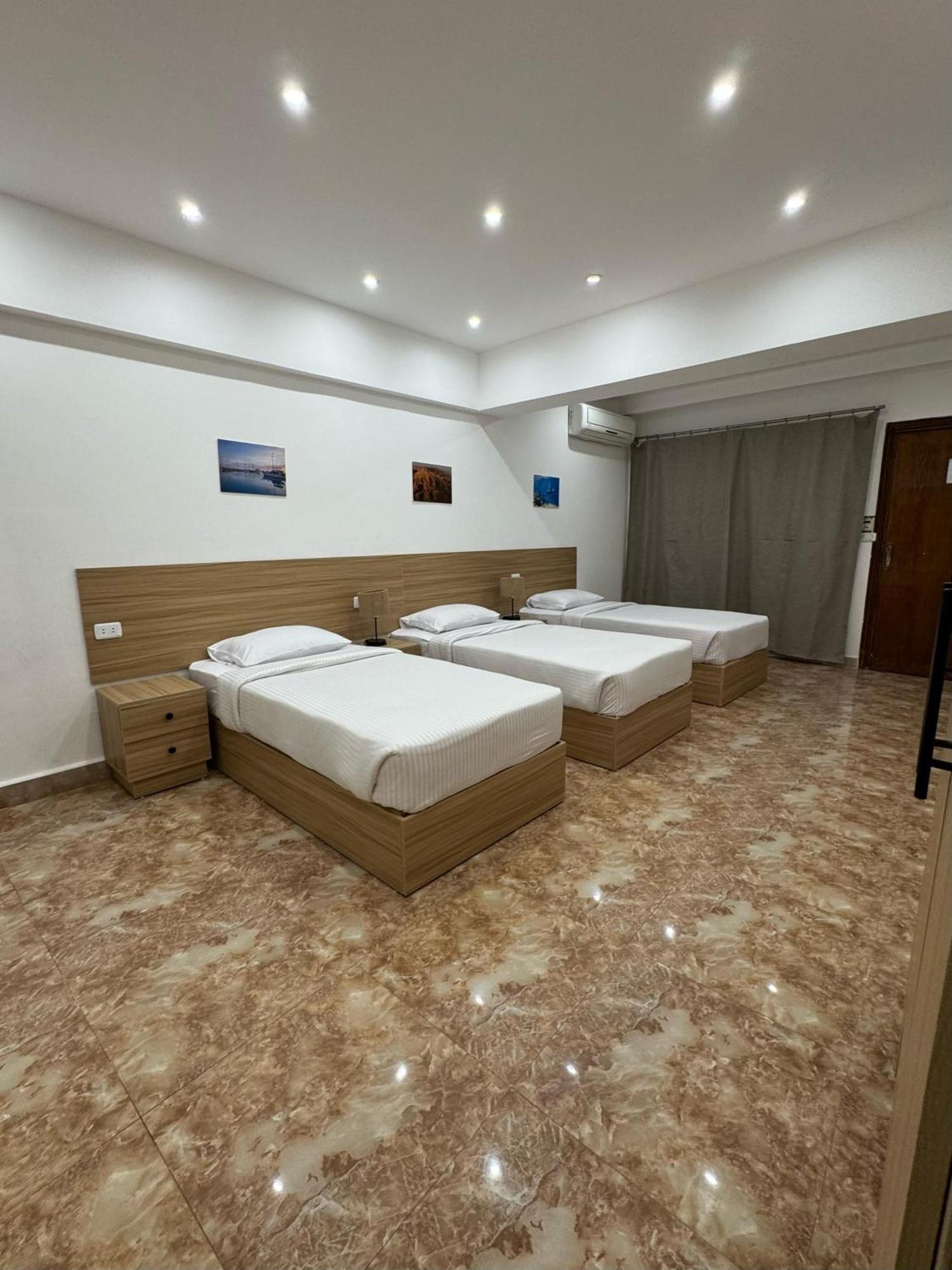 Lilly Rooms And Studio Hurghada Luaran gambar