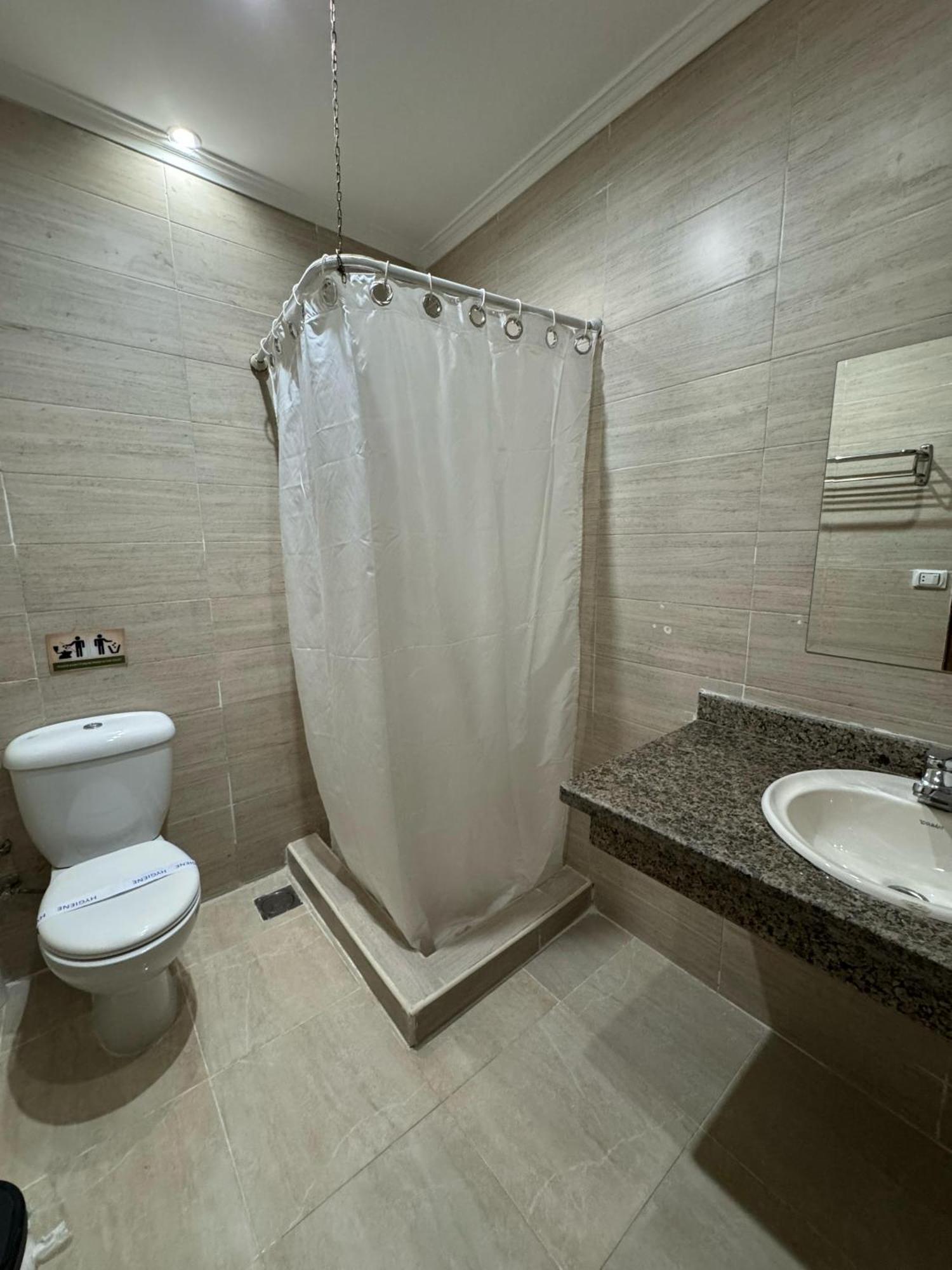 Lilly Rooms And Studio Hurghada Luaran gambar